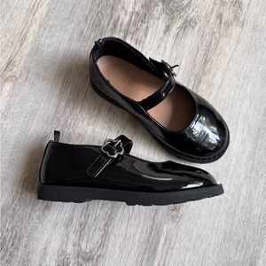 Elegant Black Kids Dress Shoes with Floral Buckle Mary Jane Sz 10